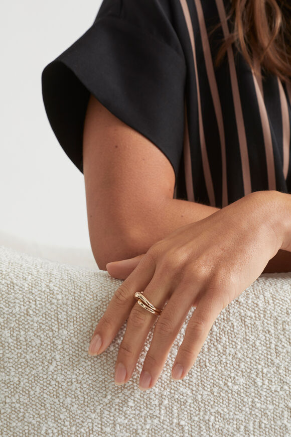 Interlock Ring  Gold  hi-res