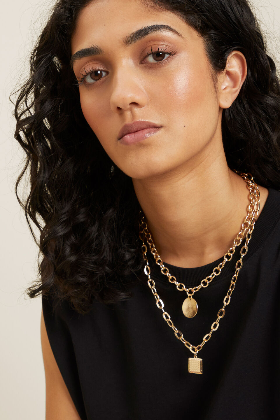 Chunky Pendant Necklace  Gold