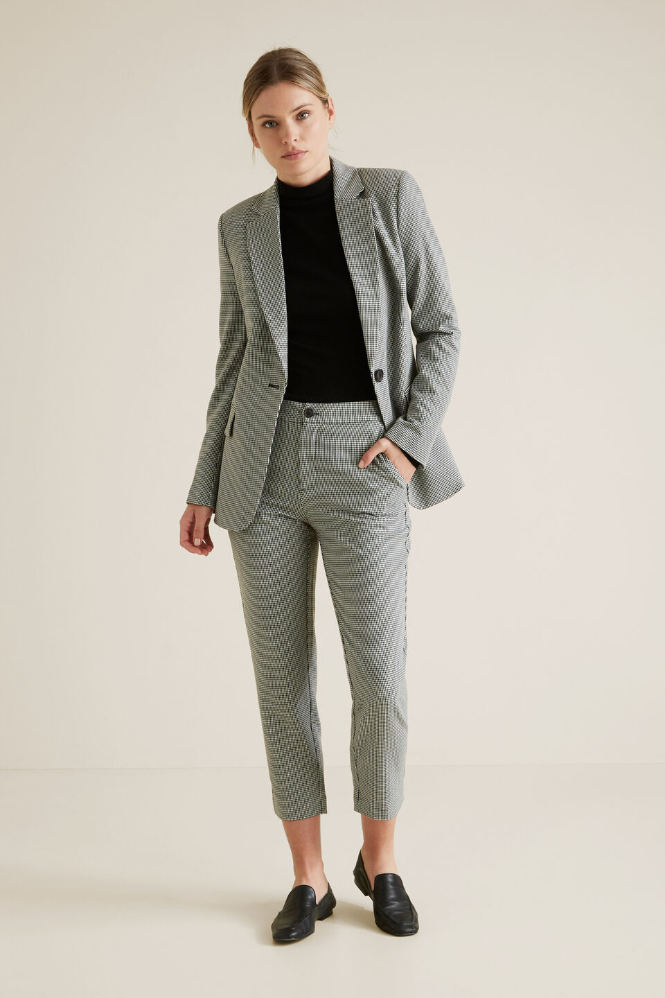 Single Breasted Suit Blazer  