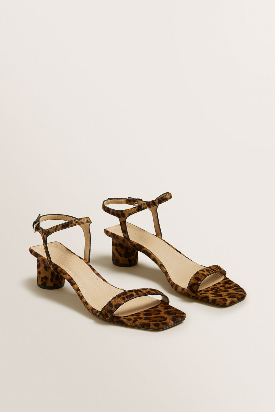 Hazel Heel  Ocelot