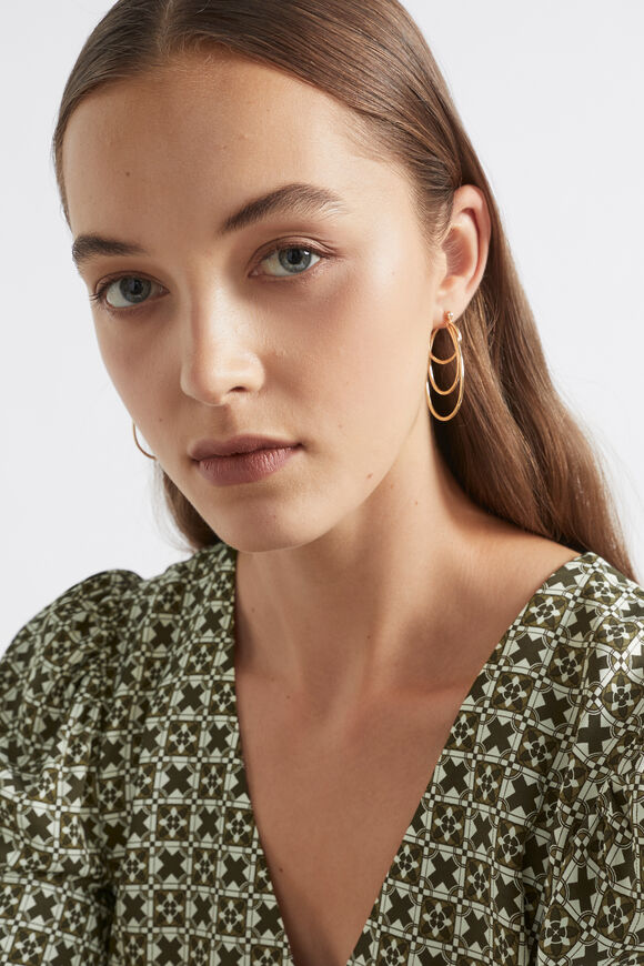 Layered Hoop  Gold  hi-res