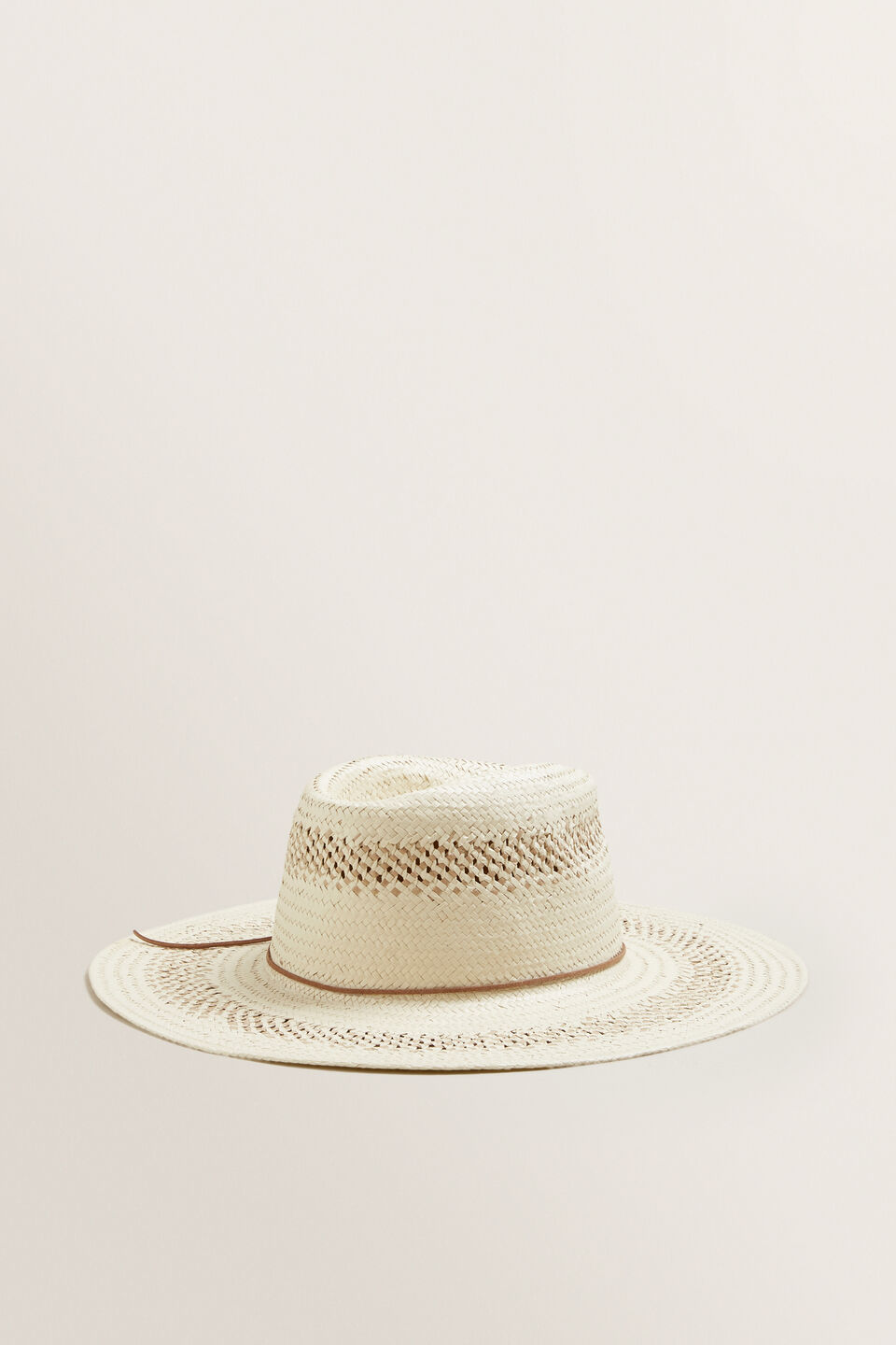 Anna Fedora  