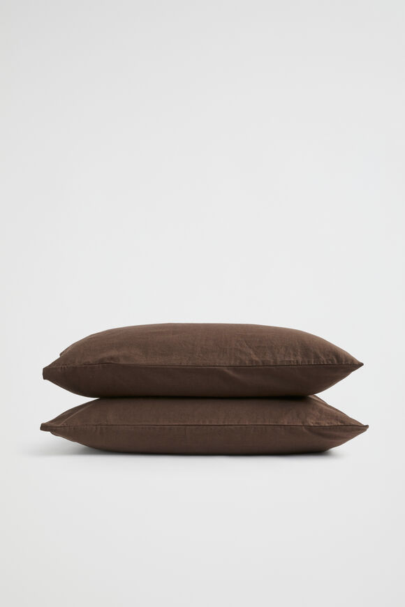 Alba Standard Pillowcase  Chocolate  hi-res