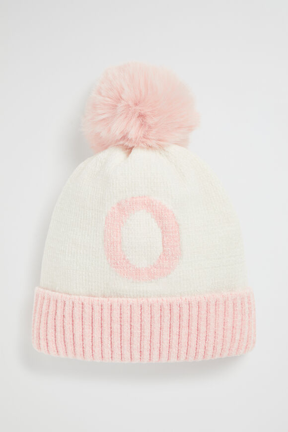 Initial Beanie  O  hi-res