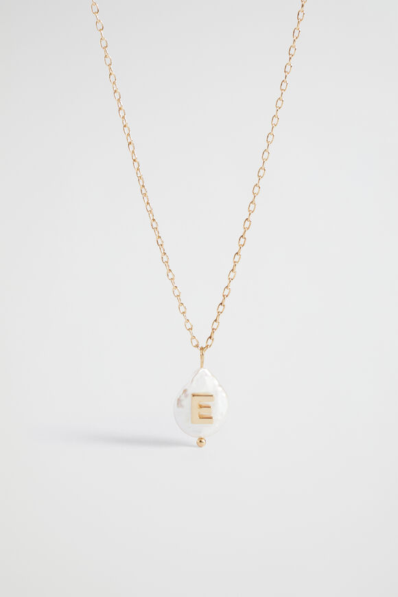 Pearl Alphabet Necklace  E  hi-res