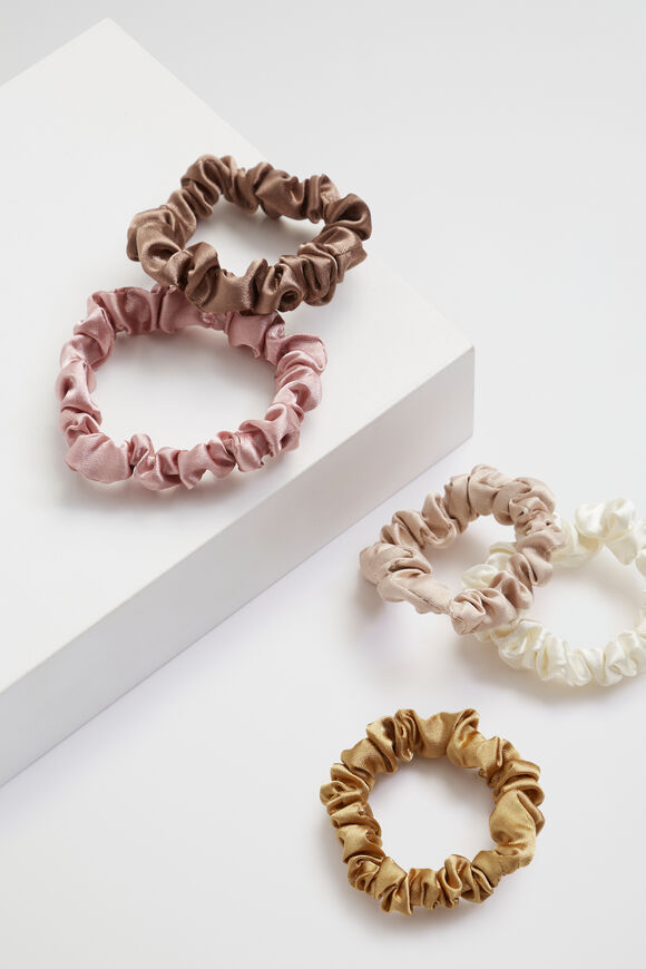 Mini Scrunchie  Soft Neutral  hi-res