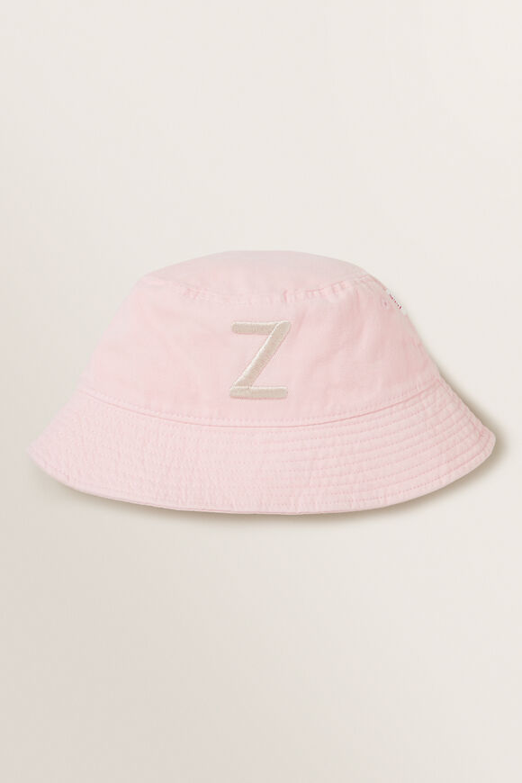 Initial Bucket Hat  Z  hi-res