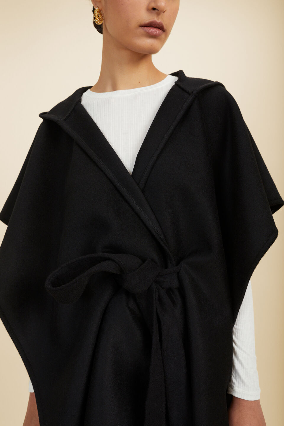 Wool Felt Hood Cape  Black