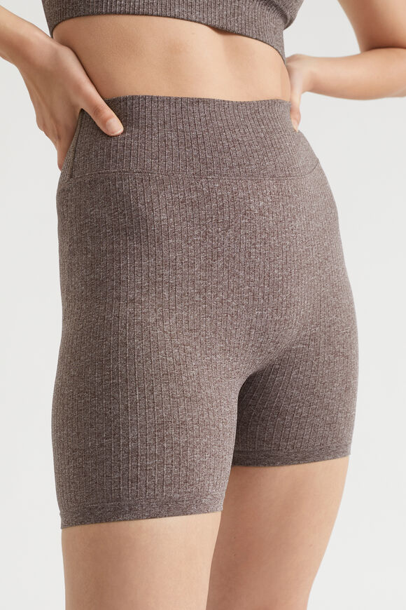 Seamless Short  Deep Raisin Marle  hi-res
