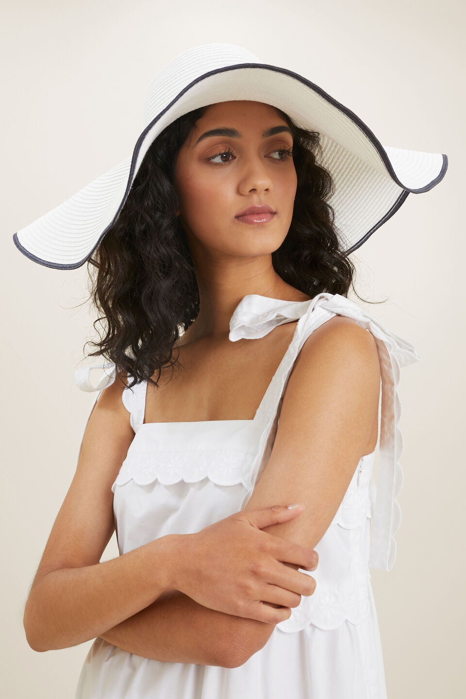 Contrast Edge Sun Hat  White Deep Navy