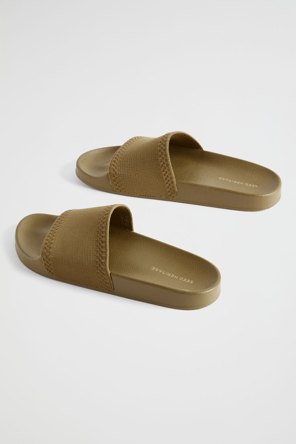 Seed Knit Pool Slide  Deep Bronze