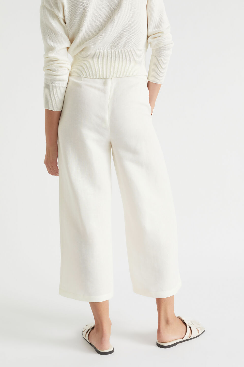 Linen Blend Cropped Pant  Cloud Cream