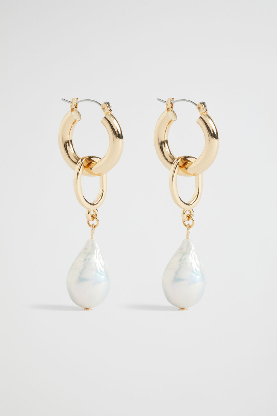 Pearl Link Hoop Earring  Gold