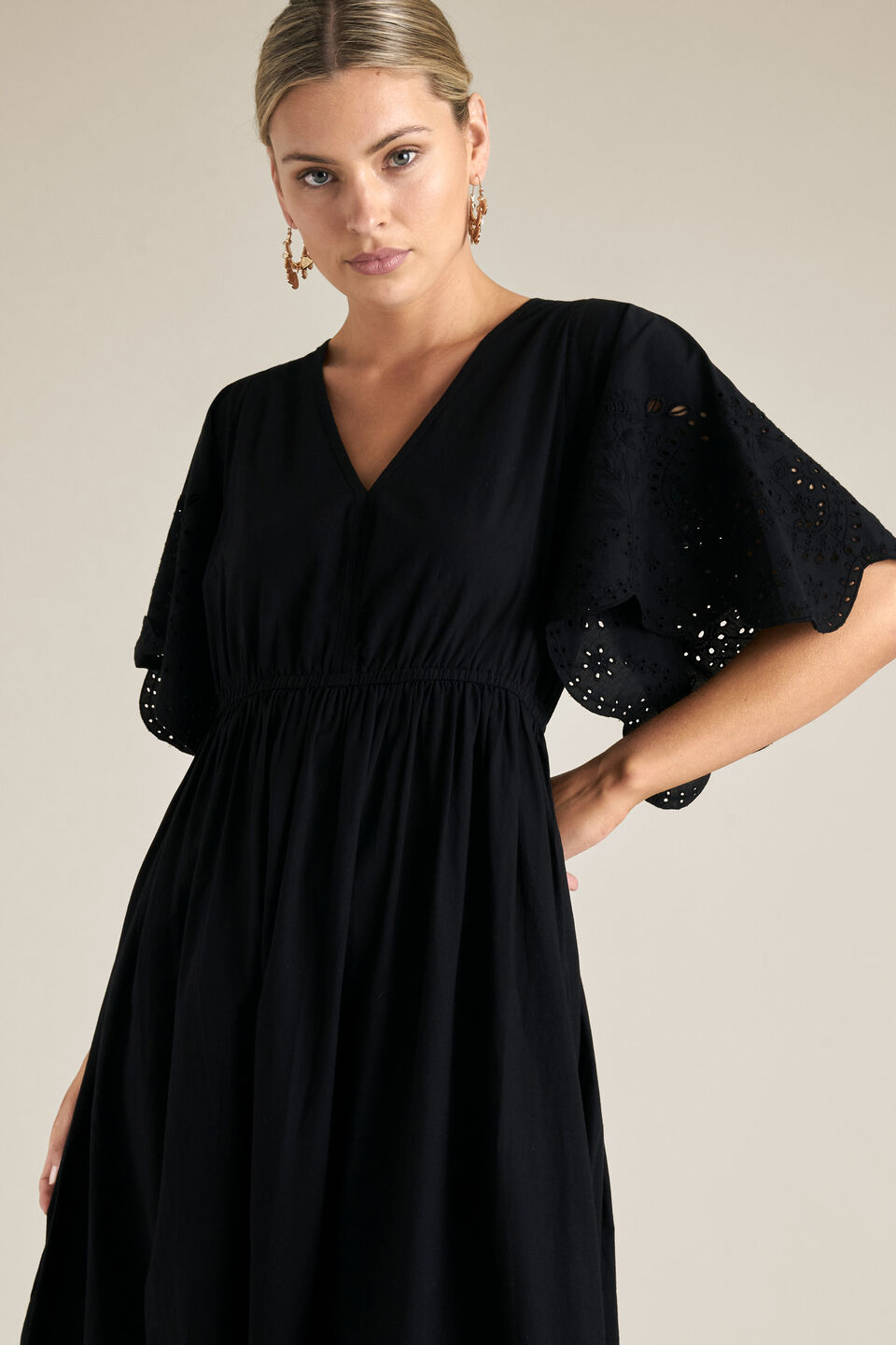 Embroidery Maxi Dress  