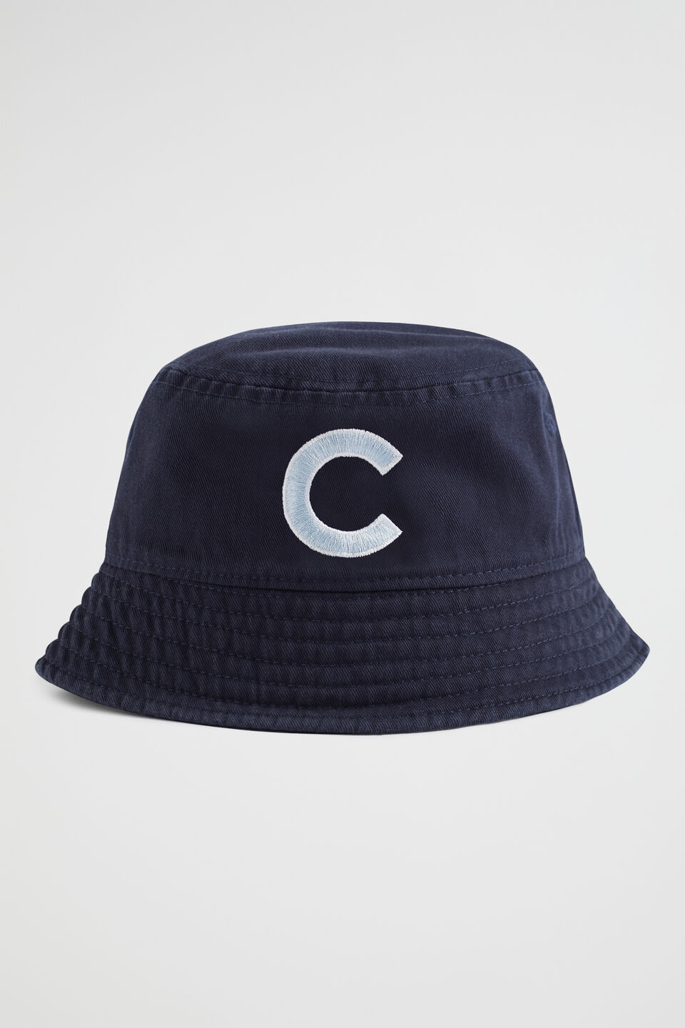 Initial Emb Bucket Hat  C