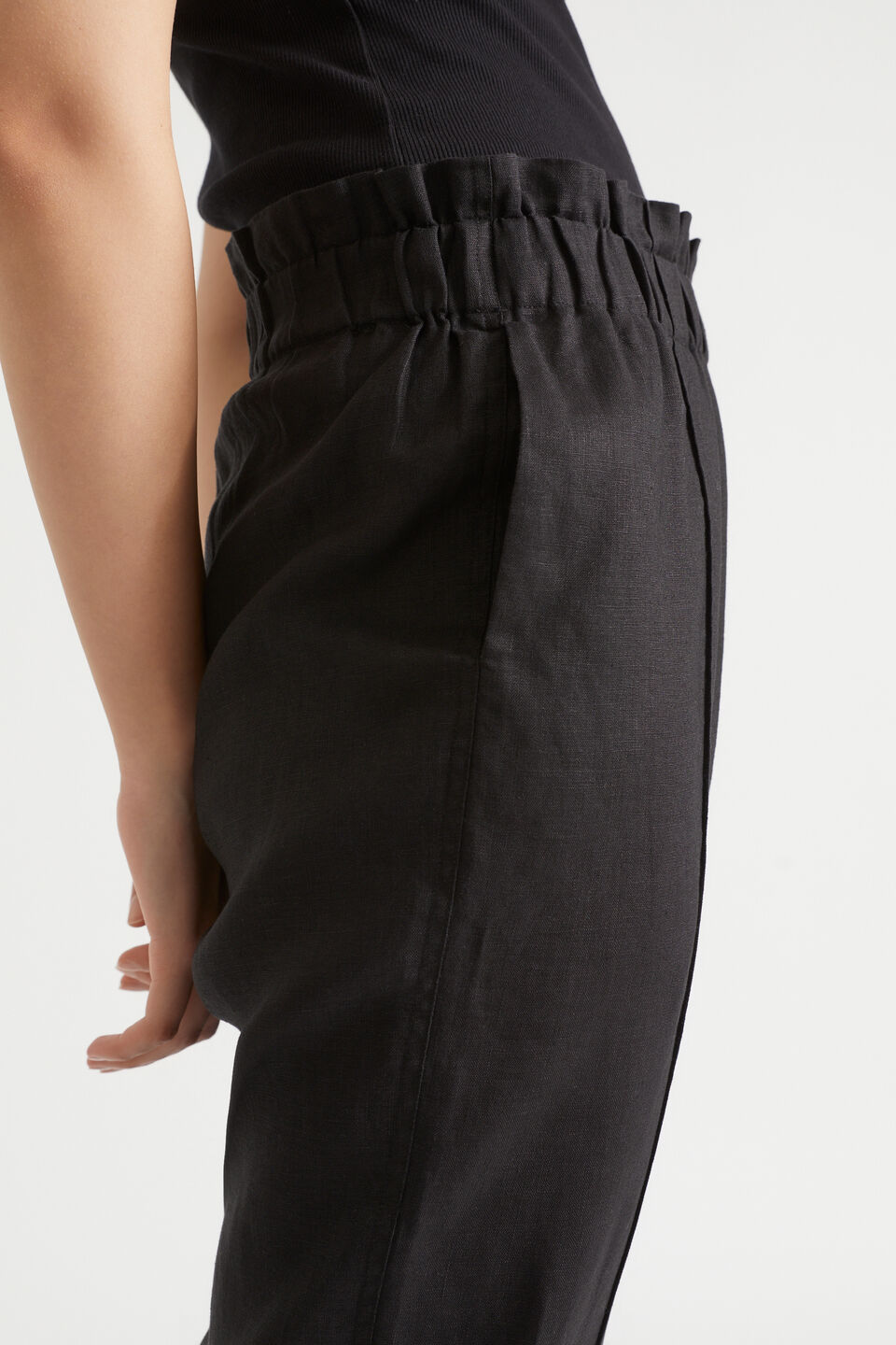 Core Linen Paperbag Pant  Black