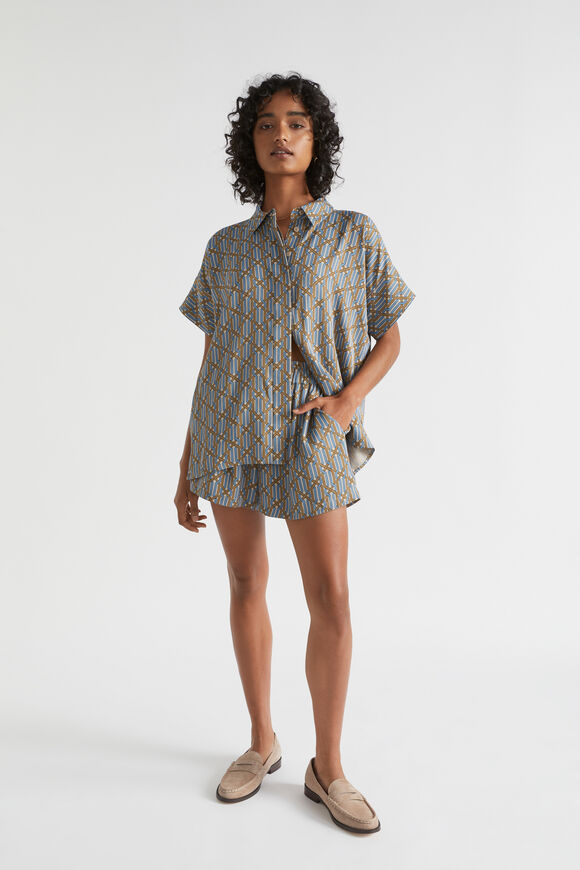 Linear Retro Short  Deep Brass Retro  hi-res
