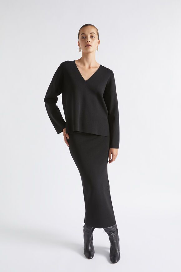 Crepe Knit V Neck  Black  hi-res