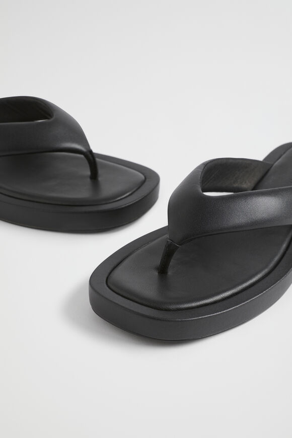 Alex Flatform Sandal  Black  hi-res