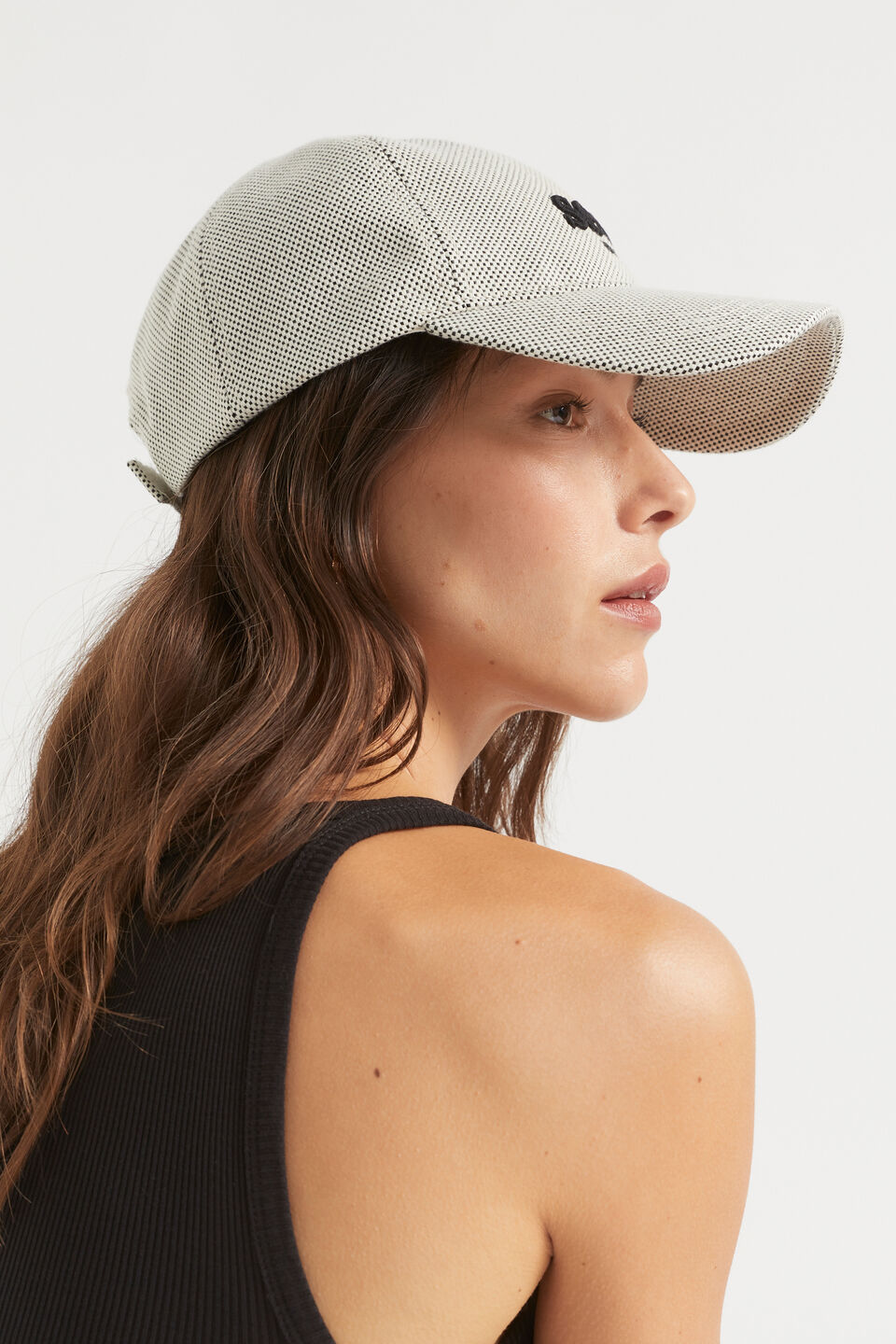 Seed Cap  Black Cream
