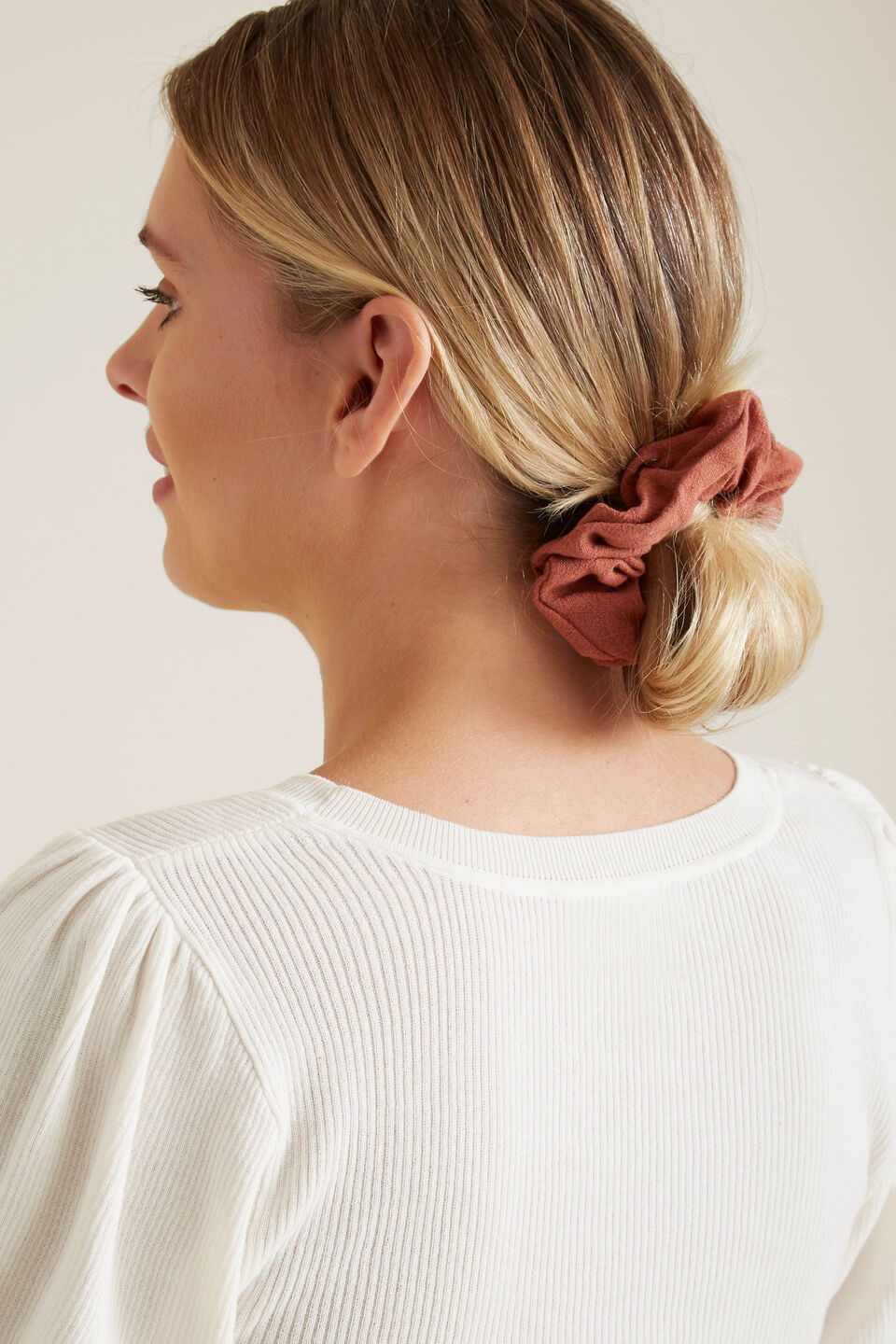 Linen Look Scrunchie  
