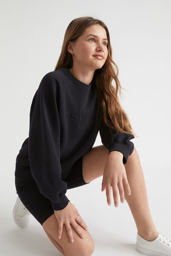 Core Essential Sweat  Black  hi-res