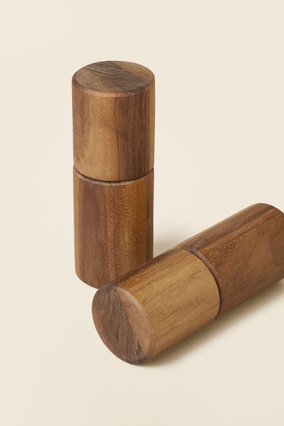 Ari Grinder Set of Two  Walnut