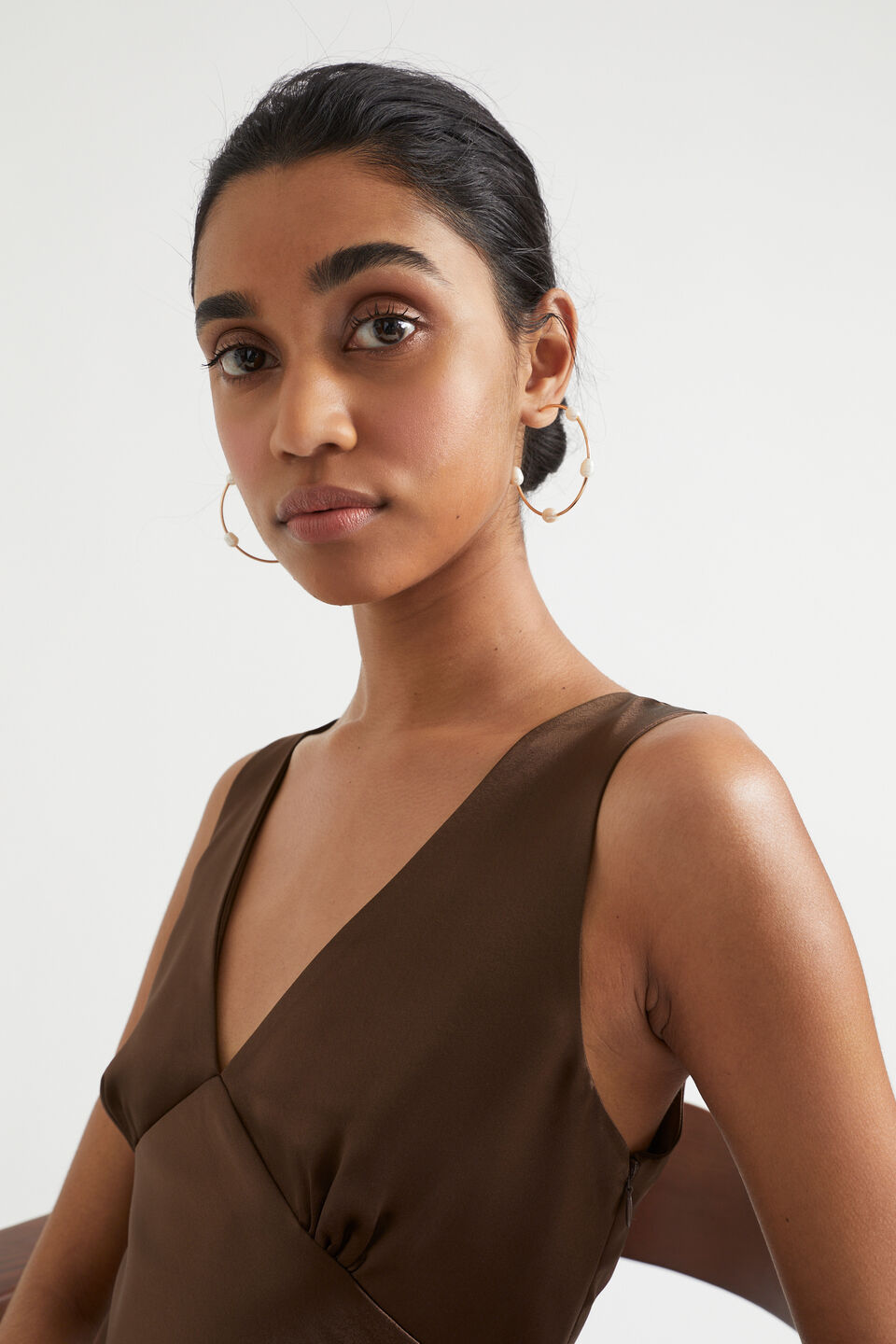 Stationed Pearl Hoop  Gold