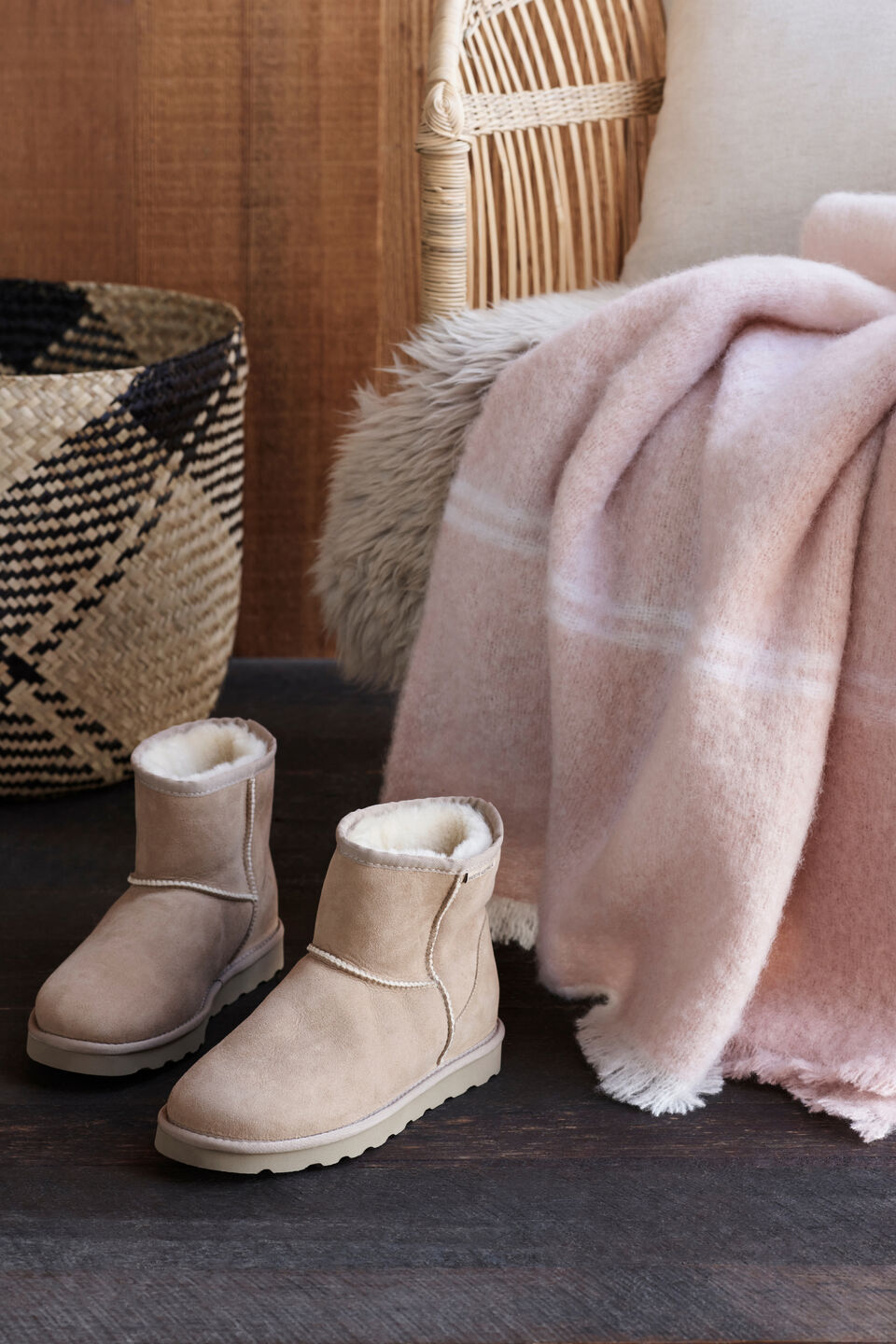 Alpaca Check Throw  Chalk Pink