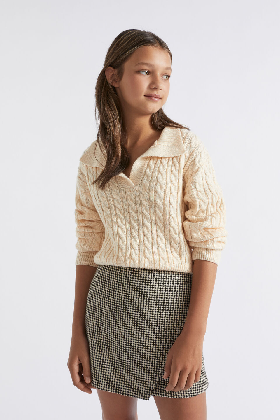Cable Collar Knit  Chai