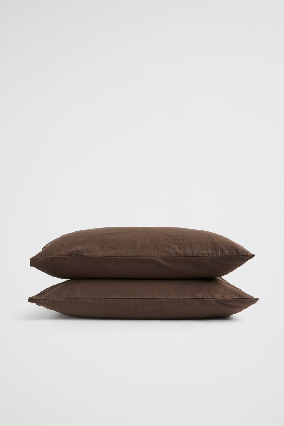Alba Standard Pillowcase  Chocolate