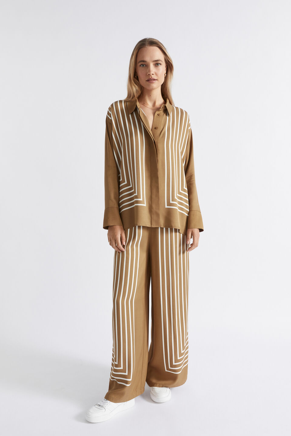 Linear Wide Leg Pant  Cloud Cream Geo