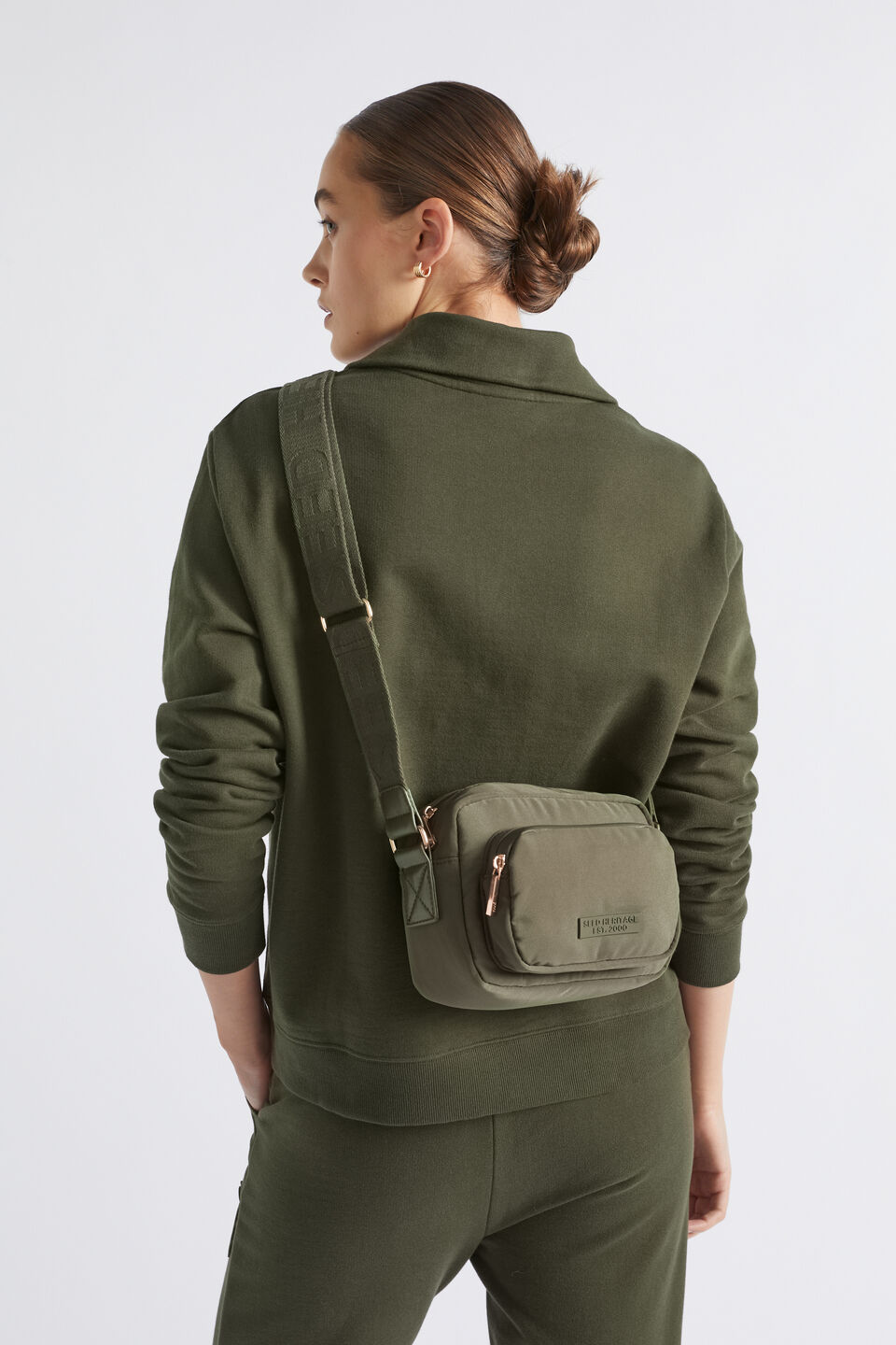 Heritage Logo Camera Bag  Dark Fern