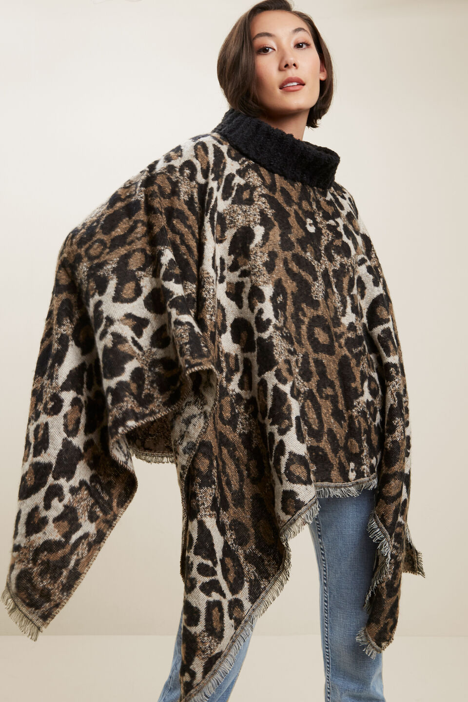 Ocelot Poncho  Ocelot