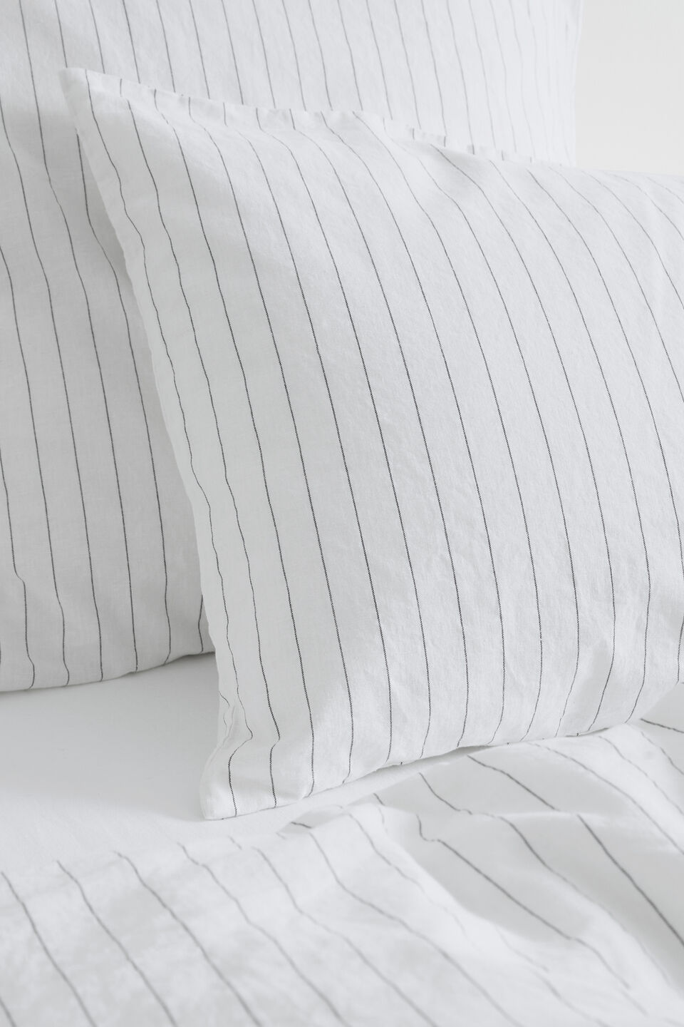 Alba Standard Pillowcase  Black Stripe