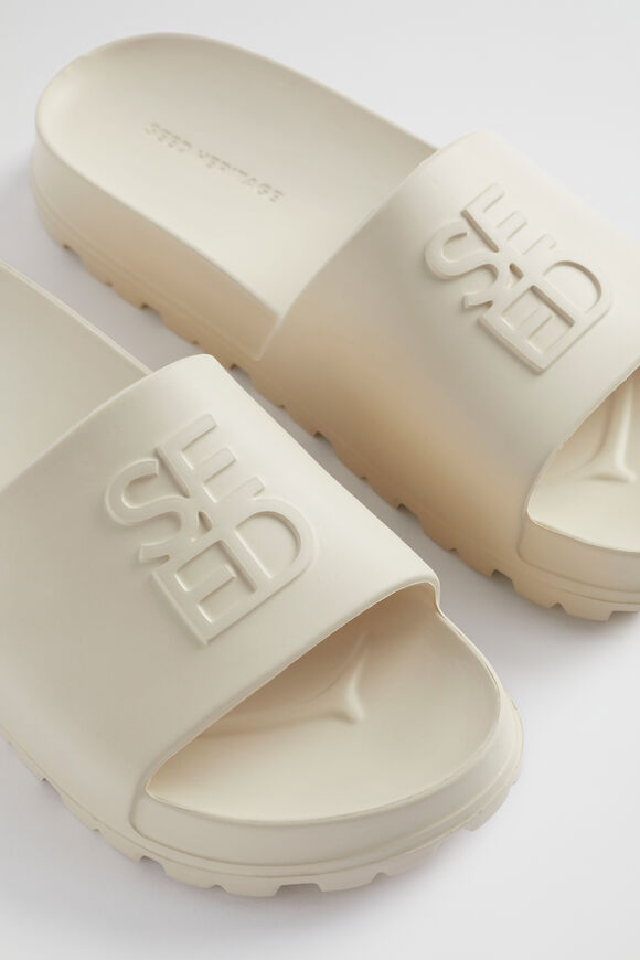Quad Logo Slide  Sand  hi-res