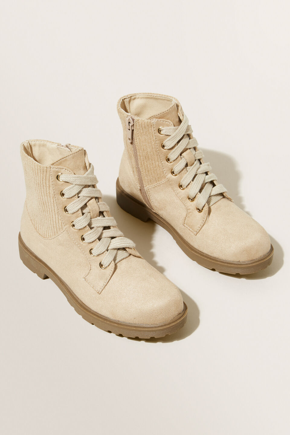 Hiking Boot  Natural