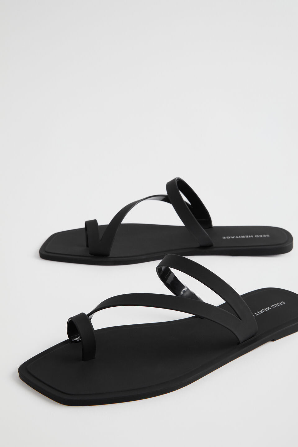 Asymmetric Jelly Slide  Black
