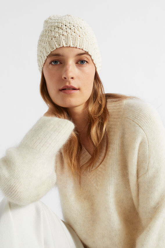 Hand Knit Beanie  Vanilla Cream  hi-res