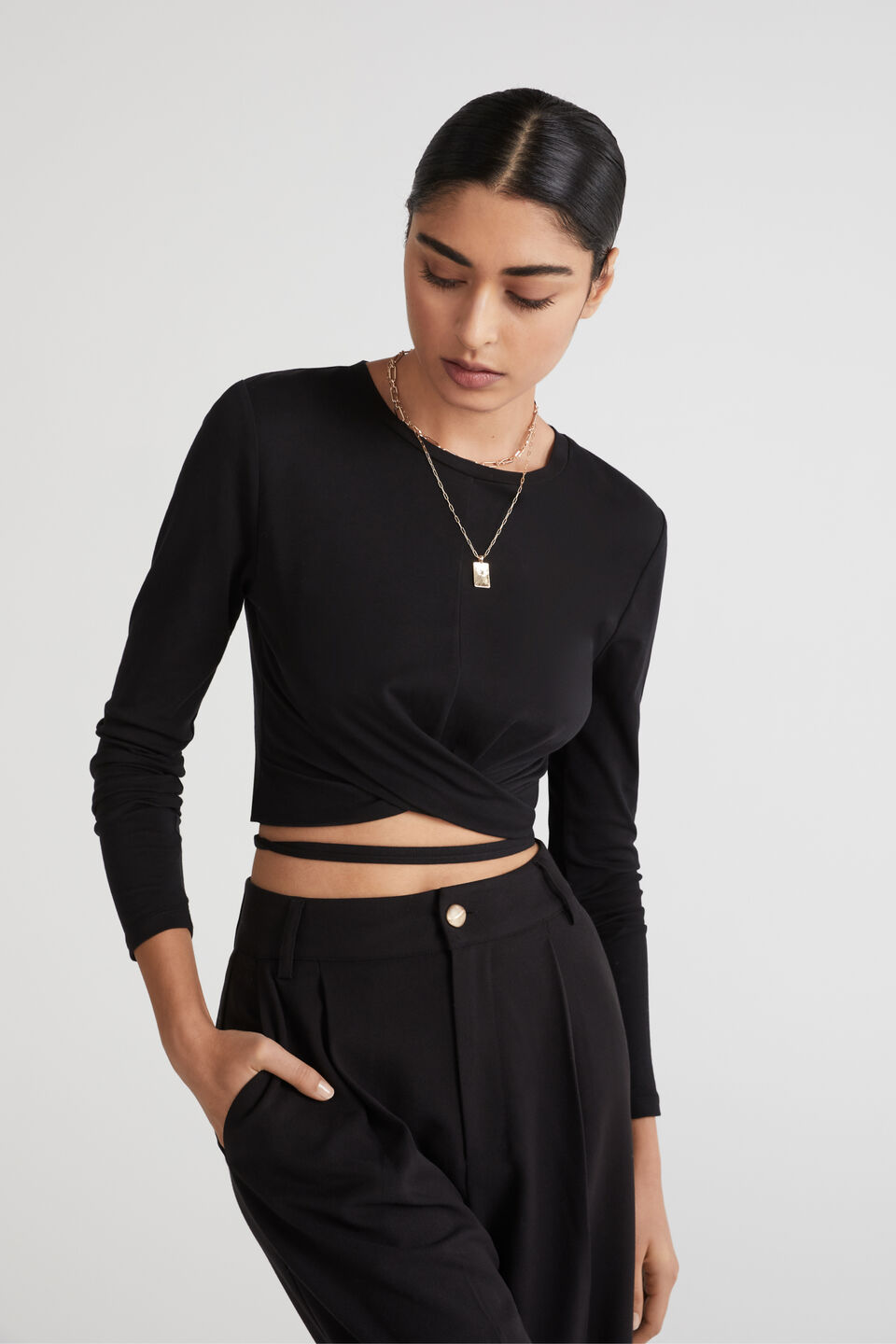 Twist Front Tie Top  Black