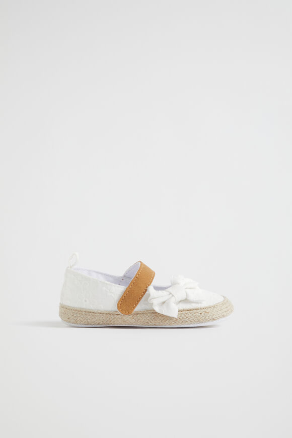 Broderie Bow MJ  White  hi-res