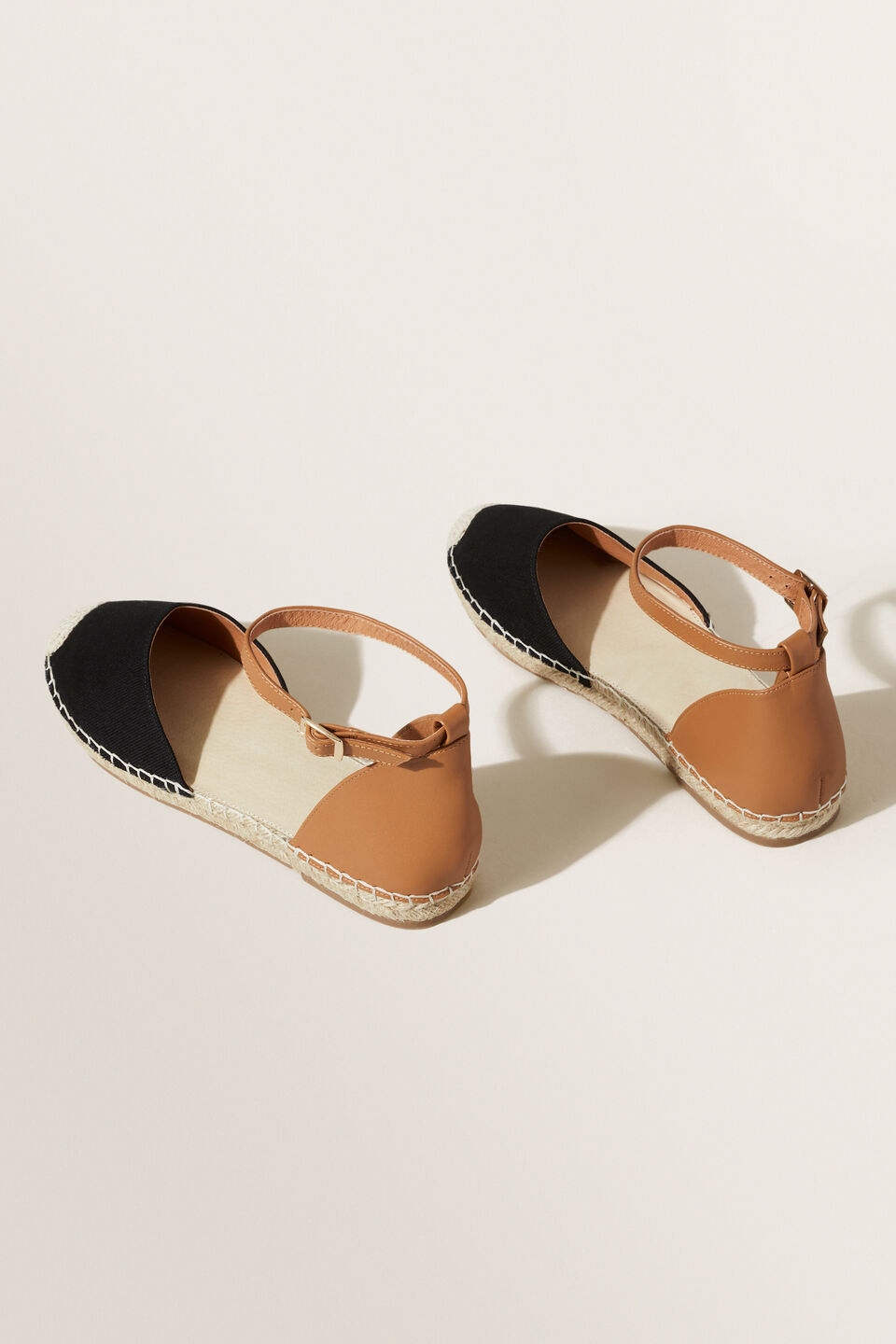 Bella Flat Espadrille  Black Tan
