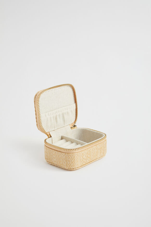 Initial Jewellery Case  M  hi-res