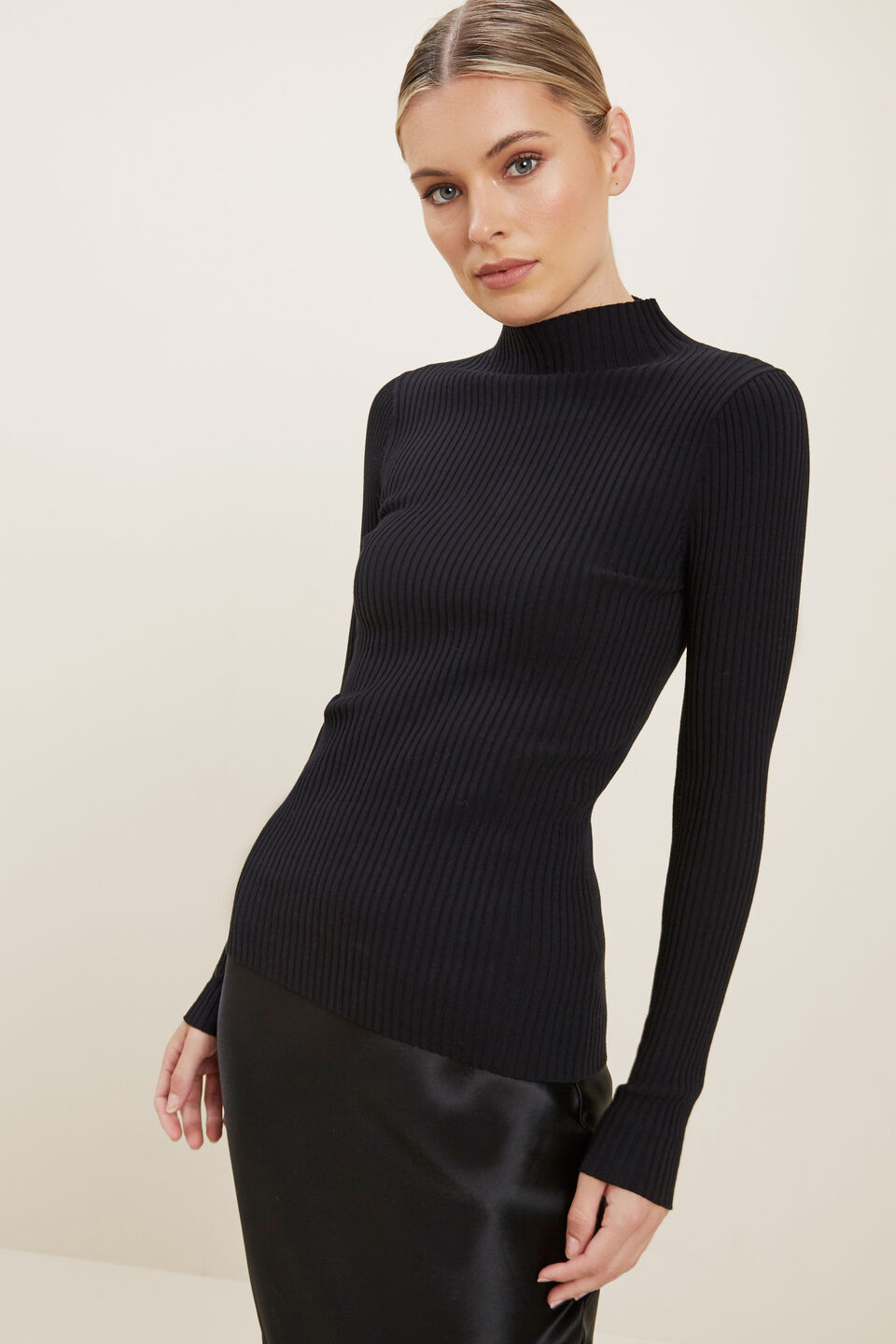 Fitted Rib Sweater  Black