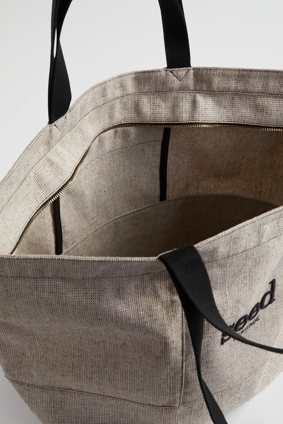 Seed Overnight Bag  Black Natural