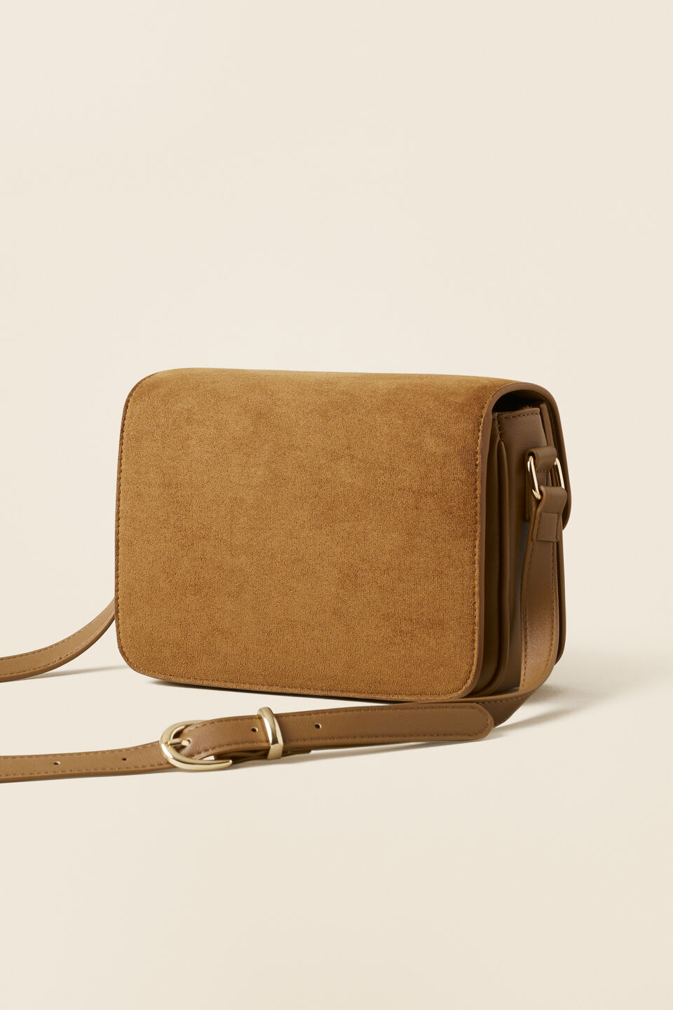 Chain Detail Cross Body Bag  Cognac