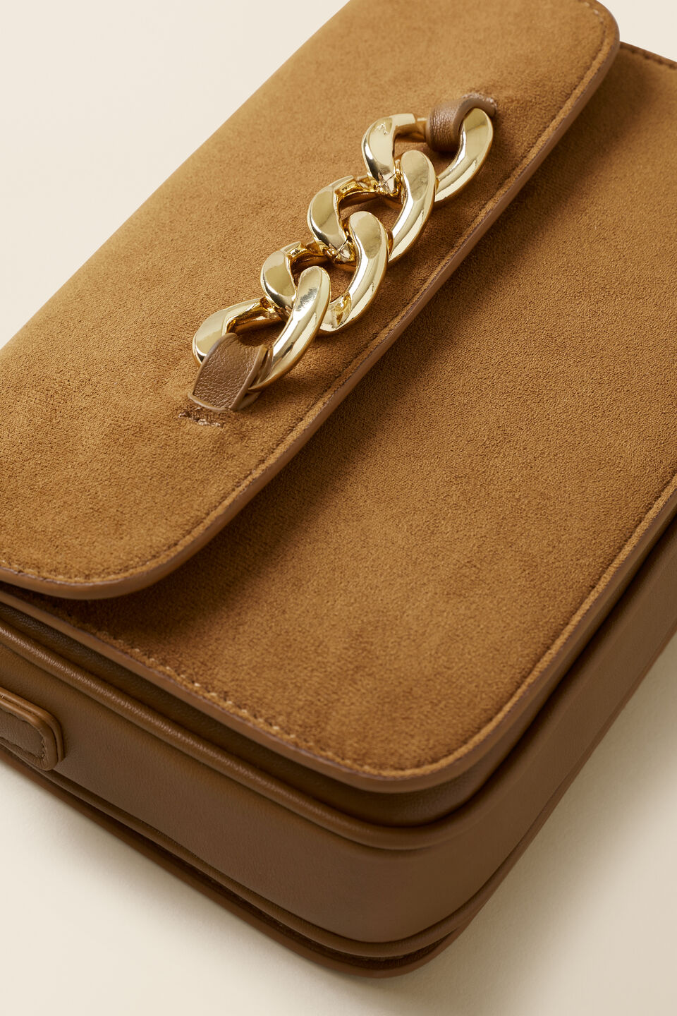 Chain Detail Cross Body Bag  Cognac