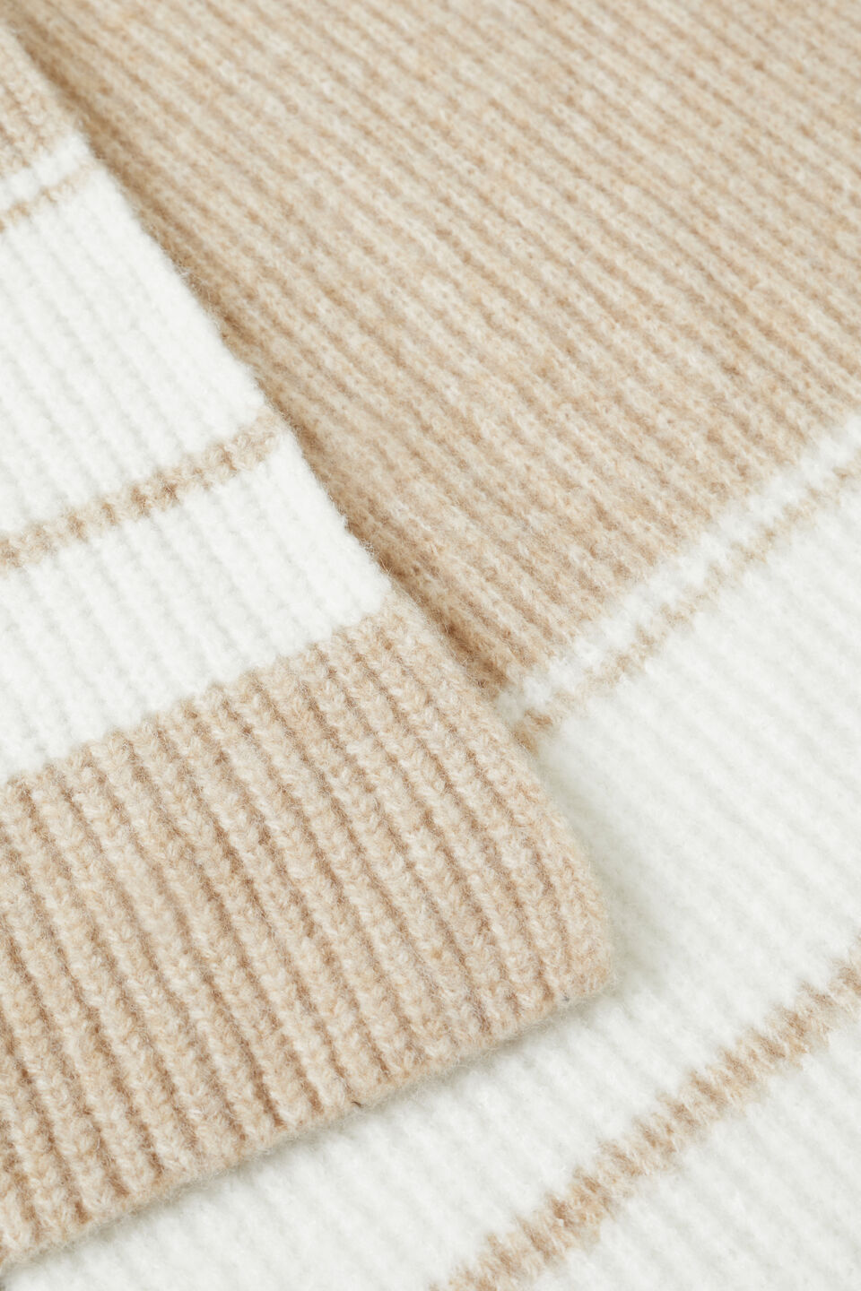 Contrast Stripe Knit Scarf  Champagne Beige Multi
