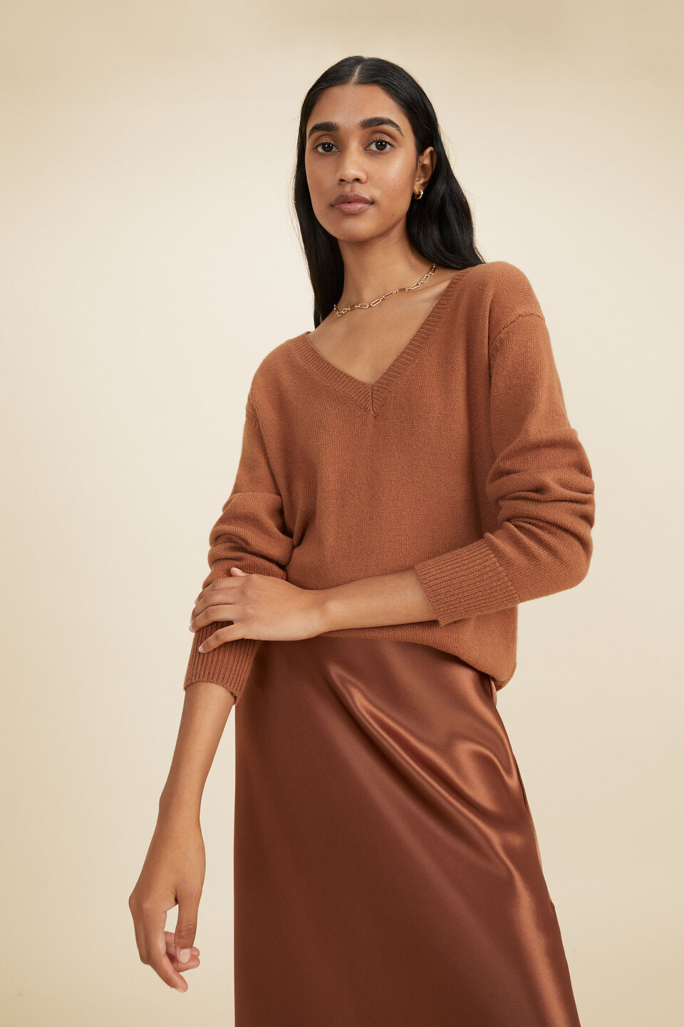 V Neck Sweater  Mahogany