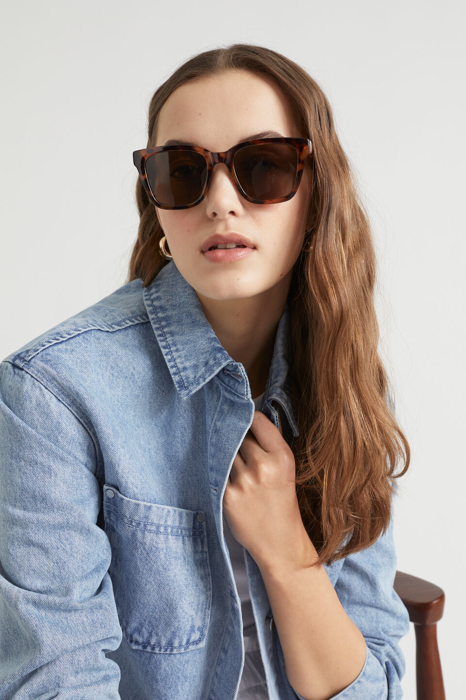 Danielle D Frame Sunglasses  Dark Tort